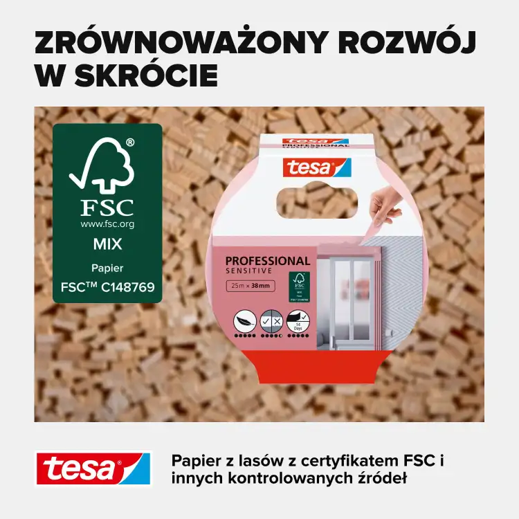 Opakowanie taśmy maskującej Tesa Sensitive różowej prezentowane na tle naturalnych wiórów drewnianych