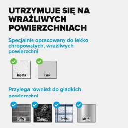 Informacja na grafice podkreśla, że haczyki samoprzylepne Tesa nadają się do tapet i tynku